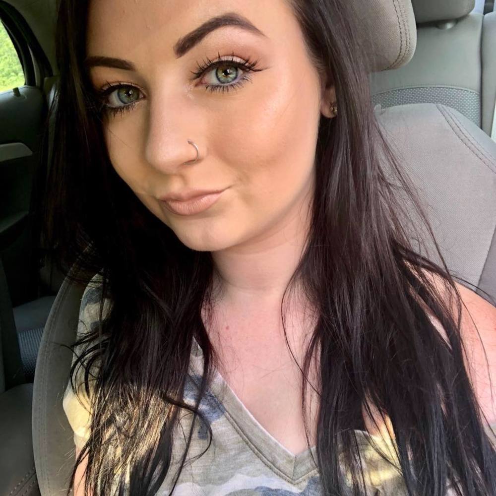 Meet your Posher, Kara